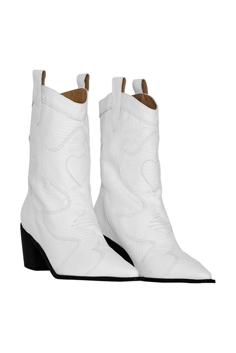 Bota-West-Heart