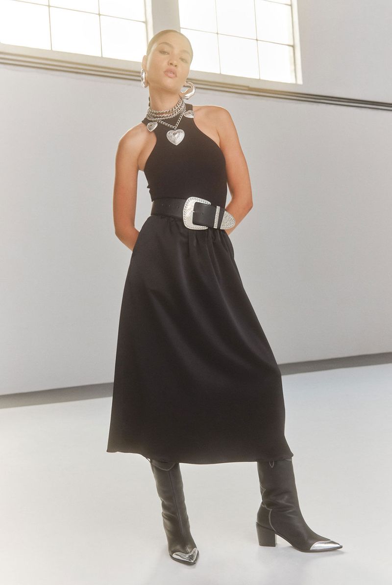 Saia-Danna-Black